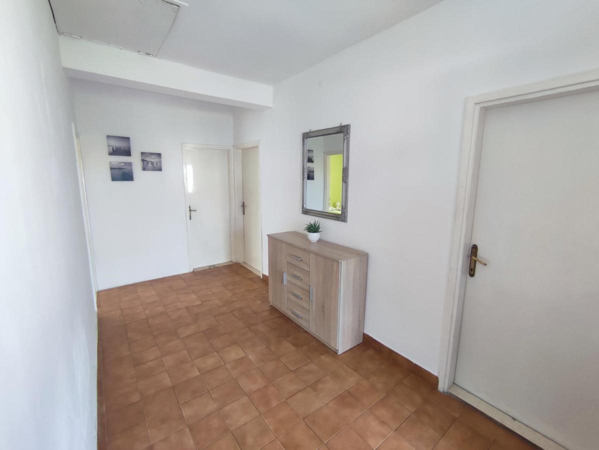 Apartment Maria Ljubač Esterno foto